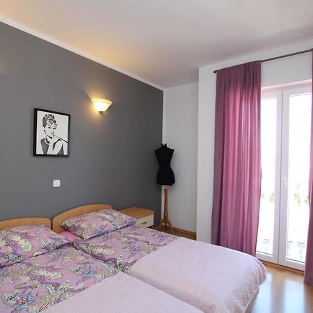 Apartments Markus Porec Bagian luar foto
